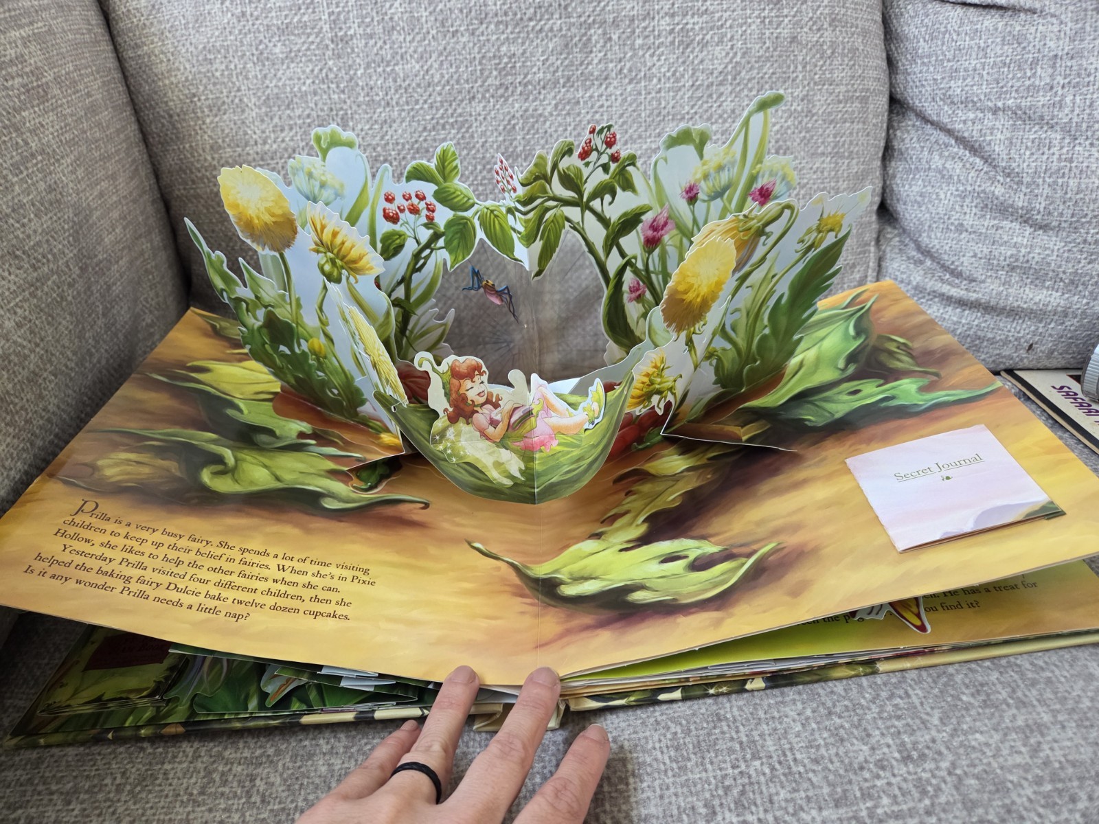 Pixie Hollow Pop-Up Hardcover Richards, Kitty Disney Books Tinker Bell