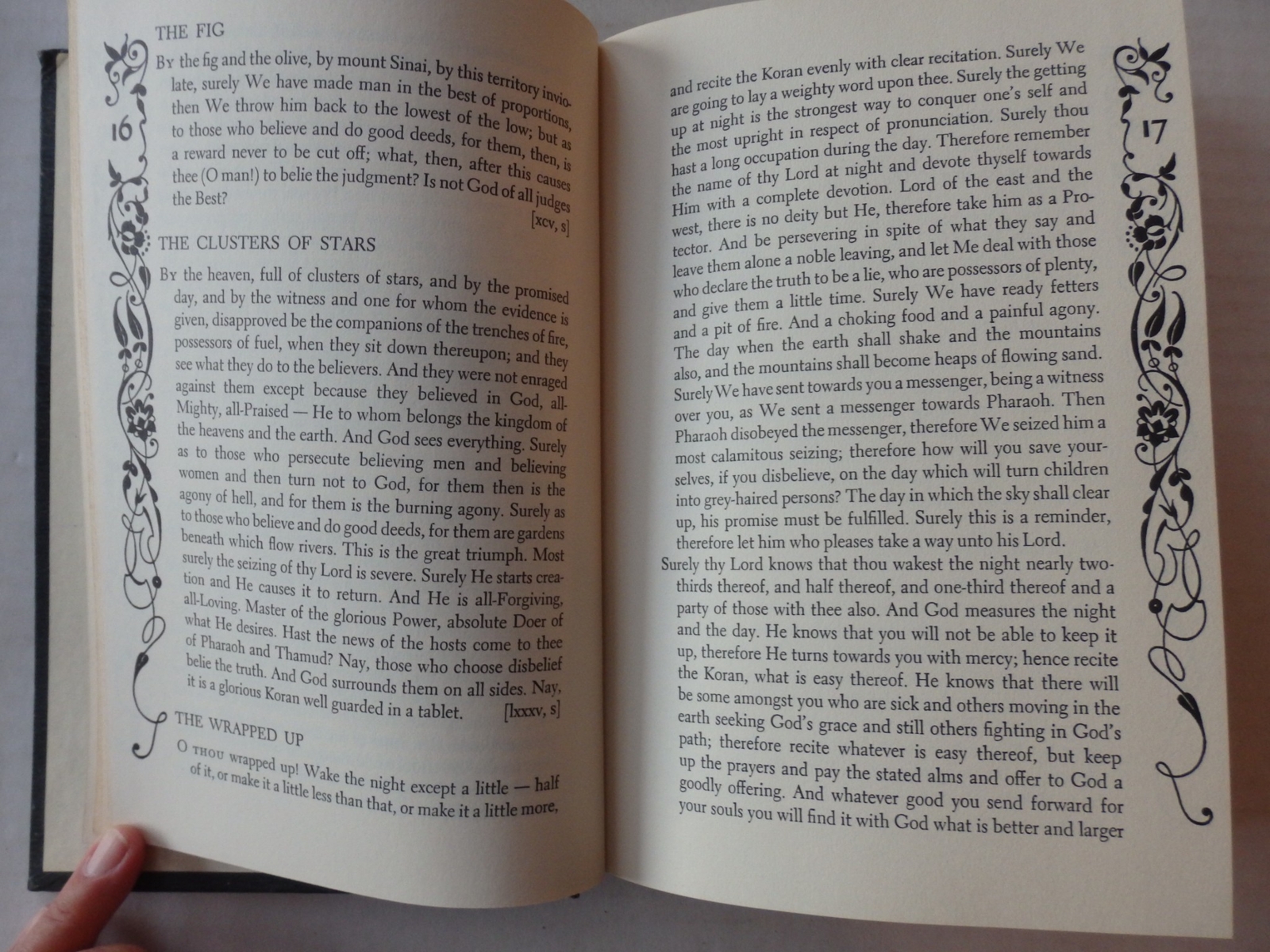 The Koran 1988 HC 230 Pages Beautiful Embossed Cover & Illustrations
