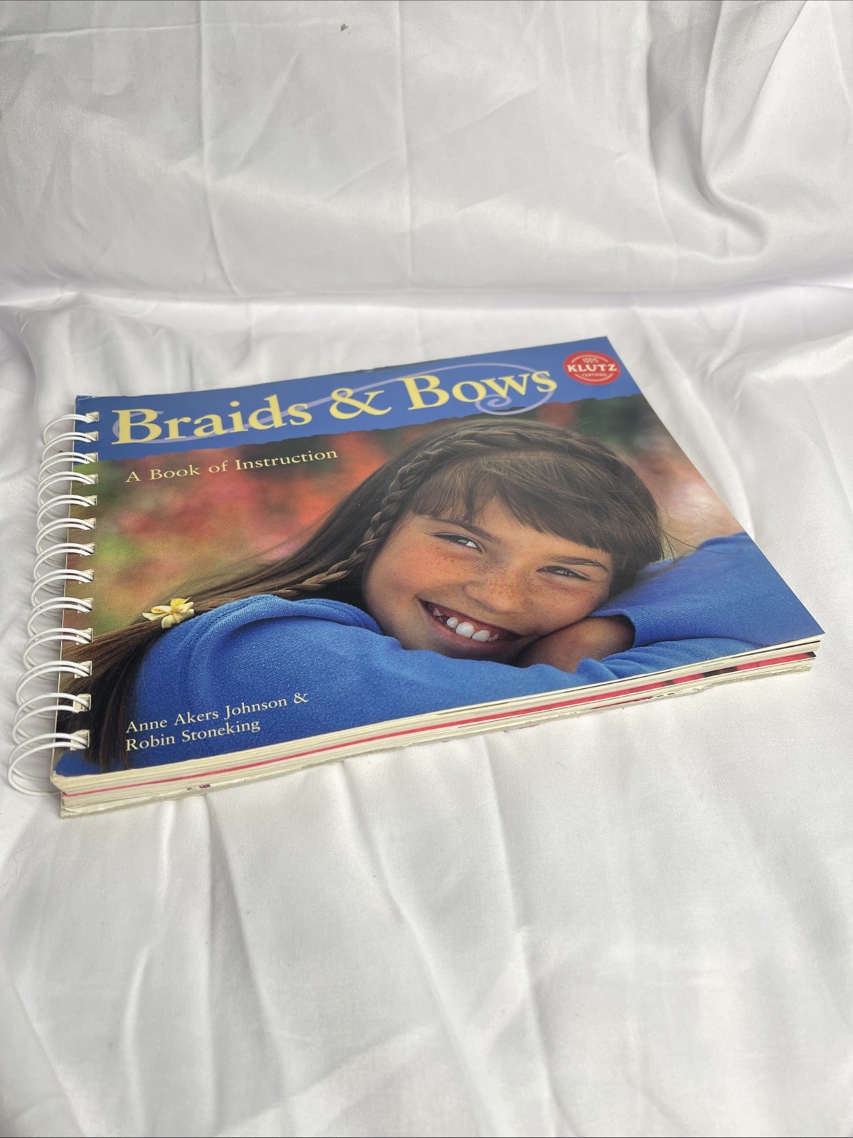 Braids & Bows by Robin Stoneking and Anne Akers Johnson (1992) Klutz Vtg