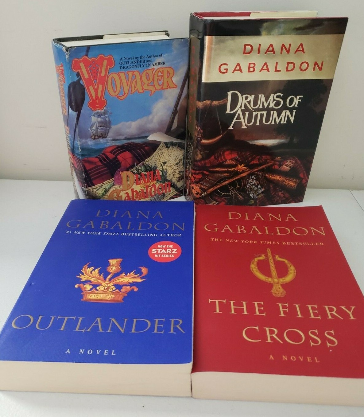 Voyager BCE, Drums Of Autumn 1st/2nd & Two Lg Trade PB Diana Gabaldon Outlander