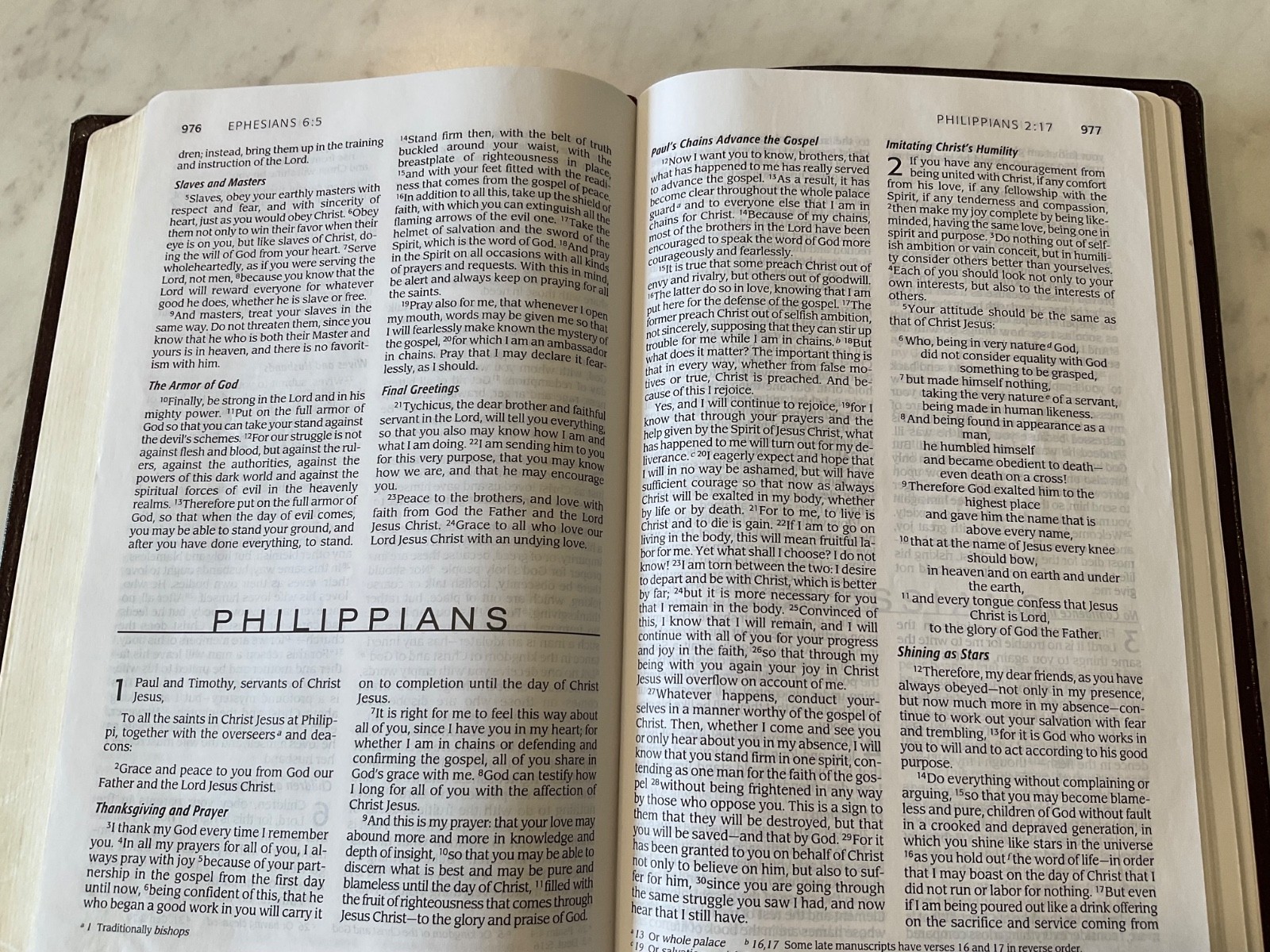 Bible NIV 1984 Thinline Burgundy Bonded Leather Sewn Binding Good Condition