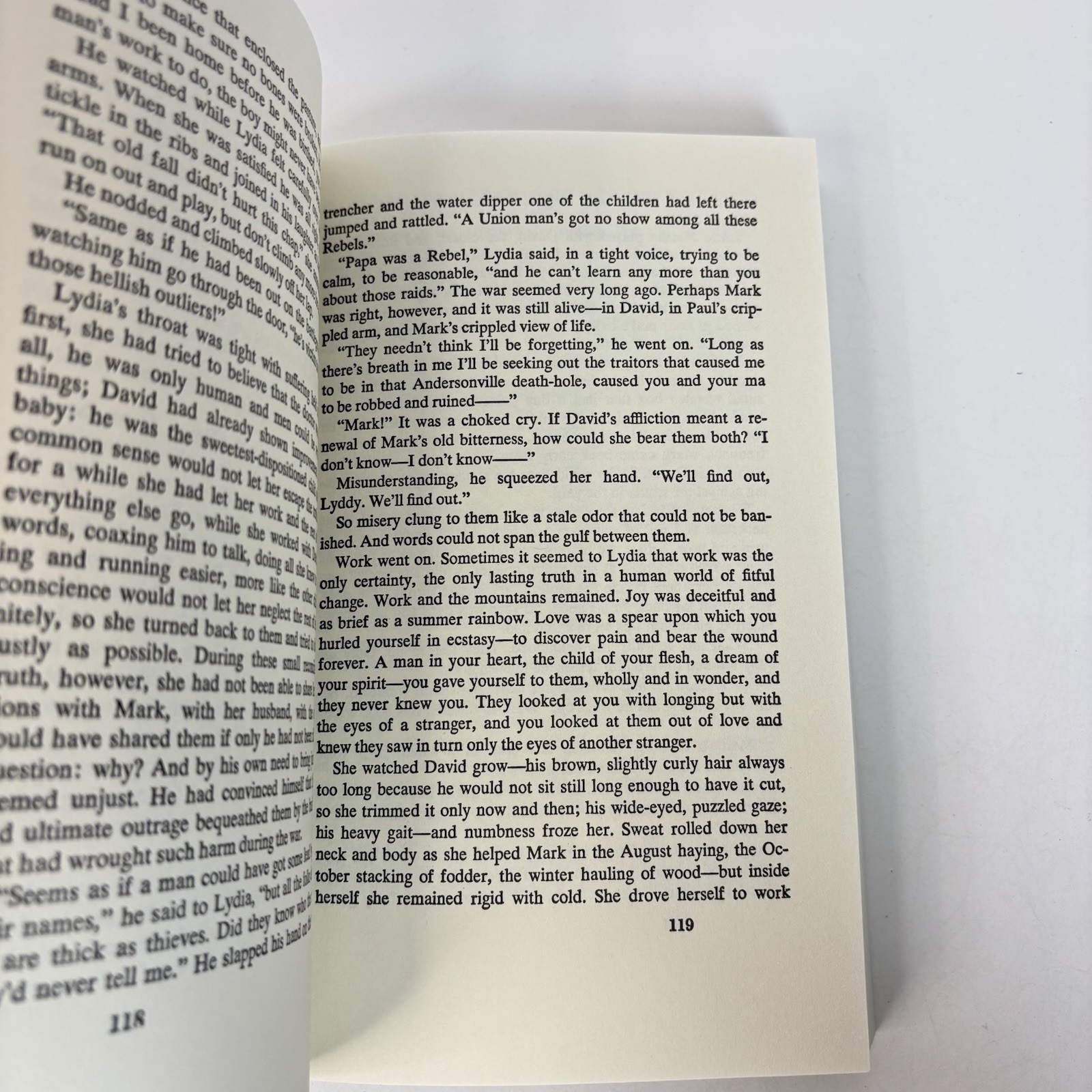 The Tall Woman by Wilma Dykeman SIGNED 1982 40th Printing Trade Paperback 1G