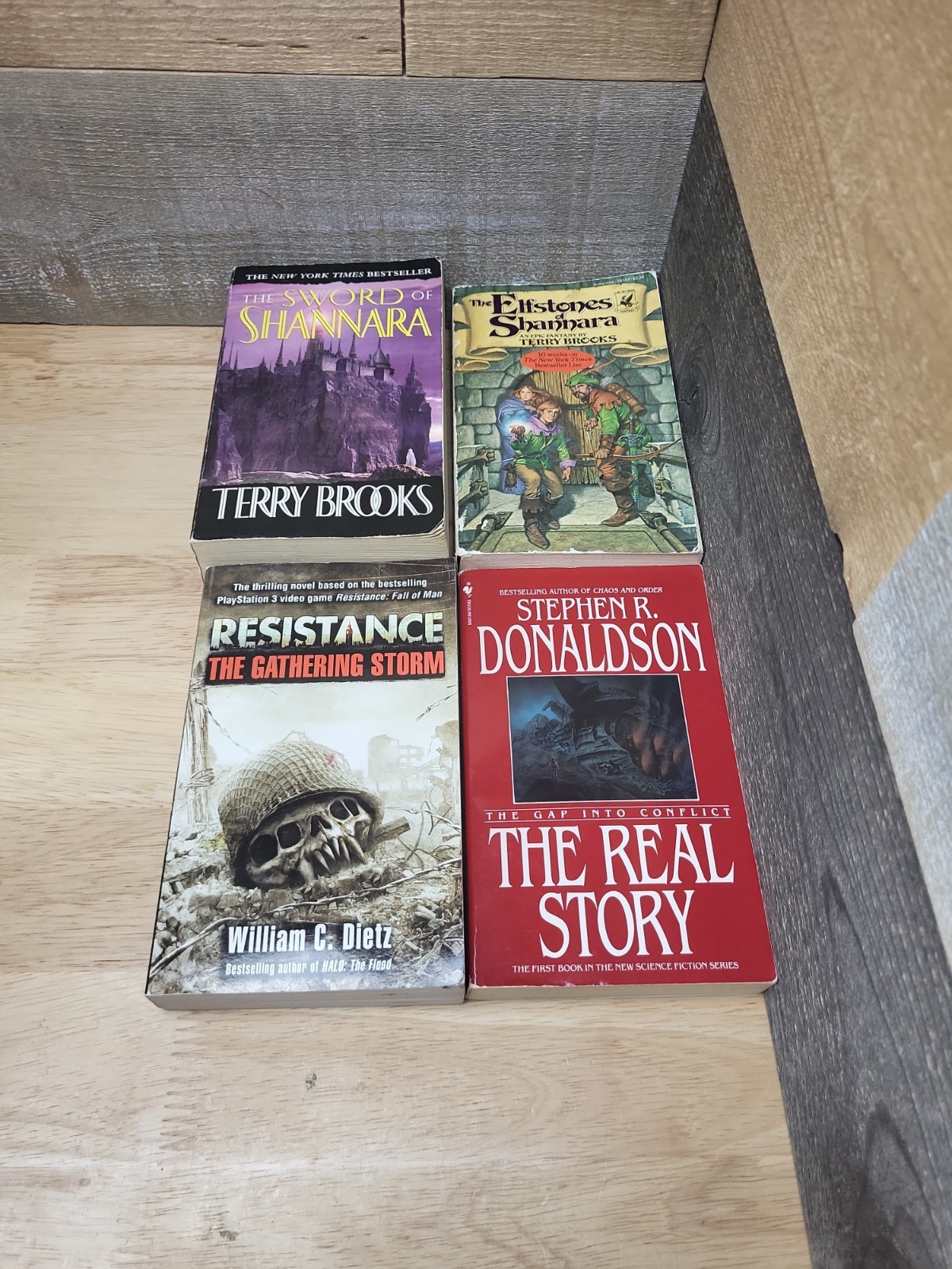 Lot Of 14 Sci-fi/Fantasy Books