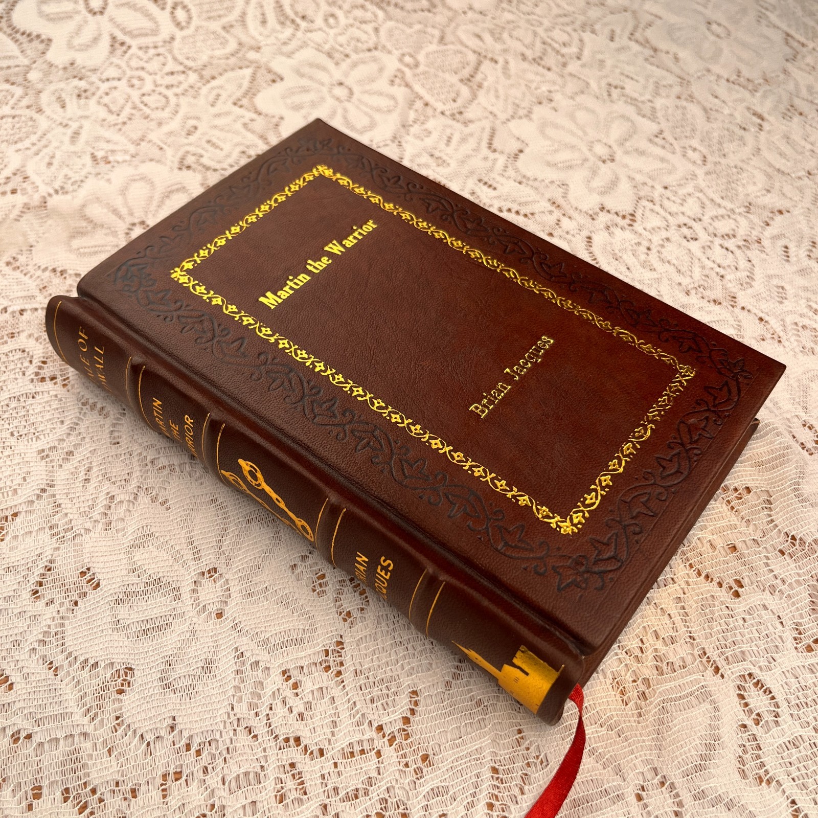 Martin the Warrior: Redwall Series Special Edition [Premium Leather Bound]