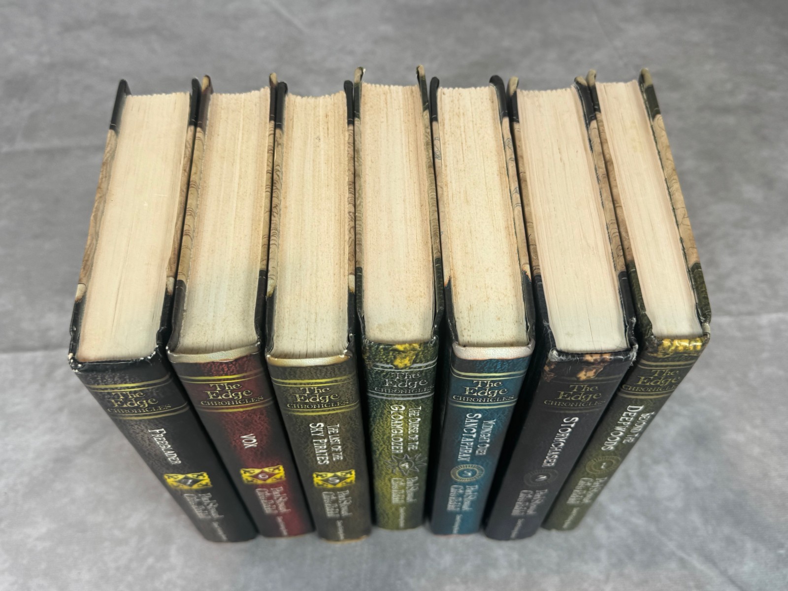 Lot 7 – Hardcover Set of The Edge Chronicles 1-7 Paul Stewart Chris Riddell Lot