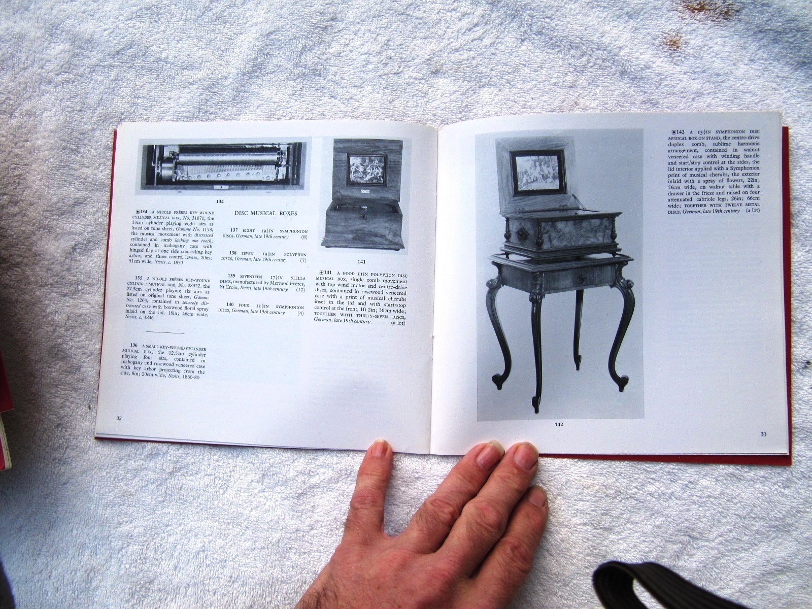 SOTHEBY’s AUCTION CATALOG 1979 Gramophone Phonographs Music Boxes Jukeboxes