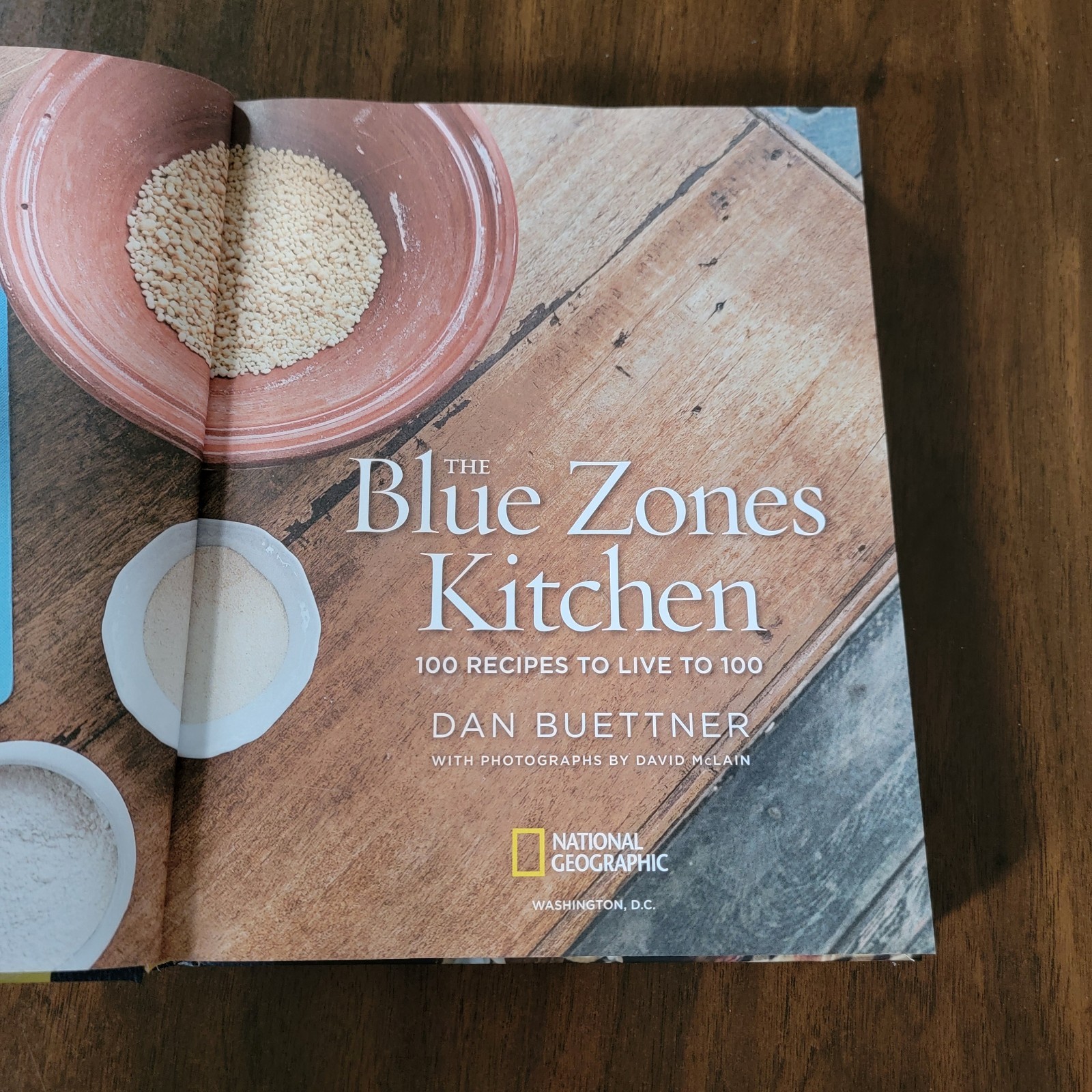 The Blue Zones Kitchen: 100 Recipes to Live to 100 – Dan Buettner