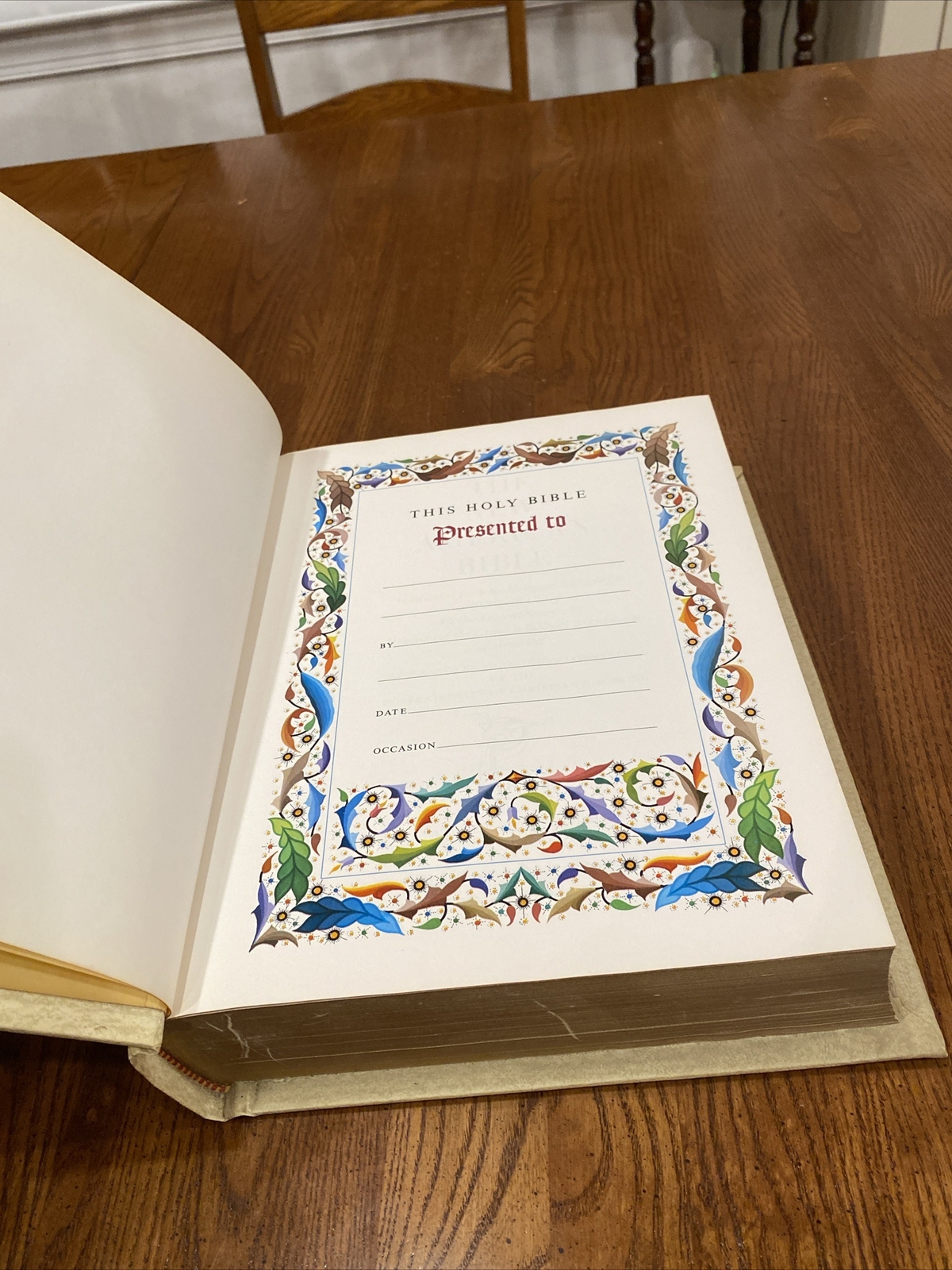 Large Holy Bible Fireside Family Edition Catholic NAB 1971-1972 VERY GOOD+