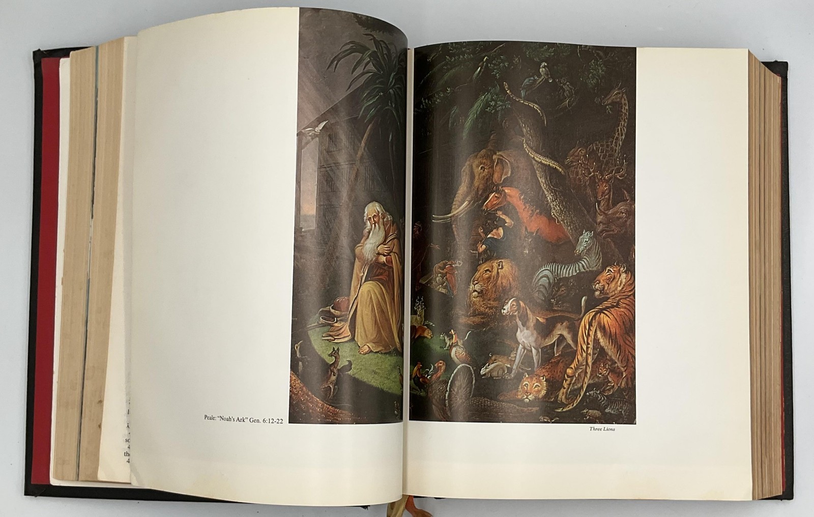 Holy Bible Family Heritage Edition King James Version Illustrated HC Black