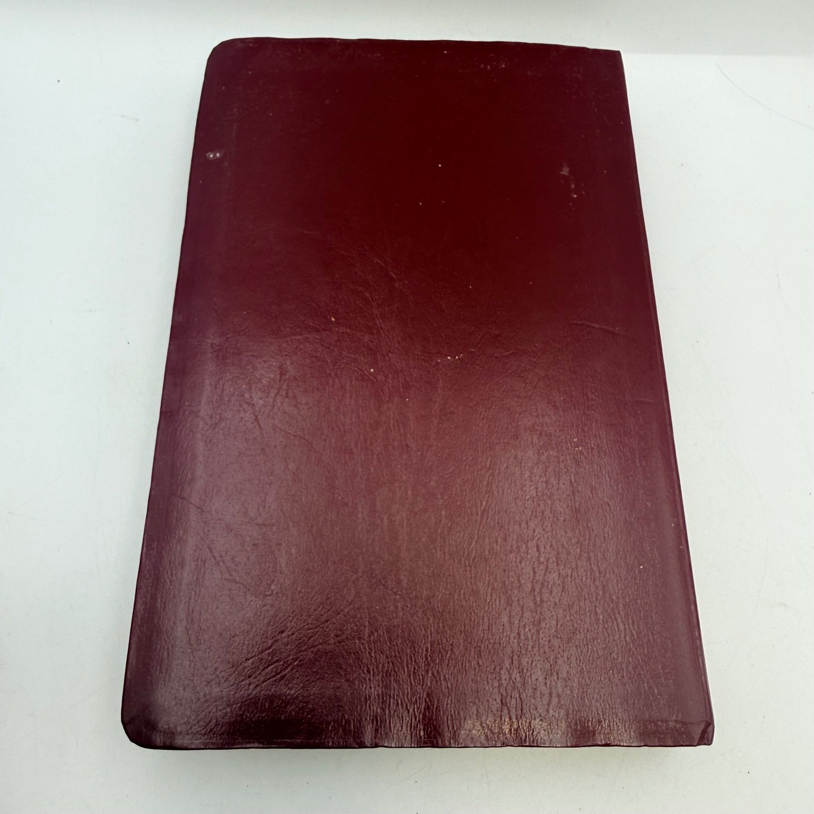 Thomas Nelson NKJV Holy Bible Giant Print Center Column Reference Burgundy 993BG