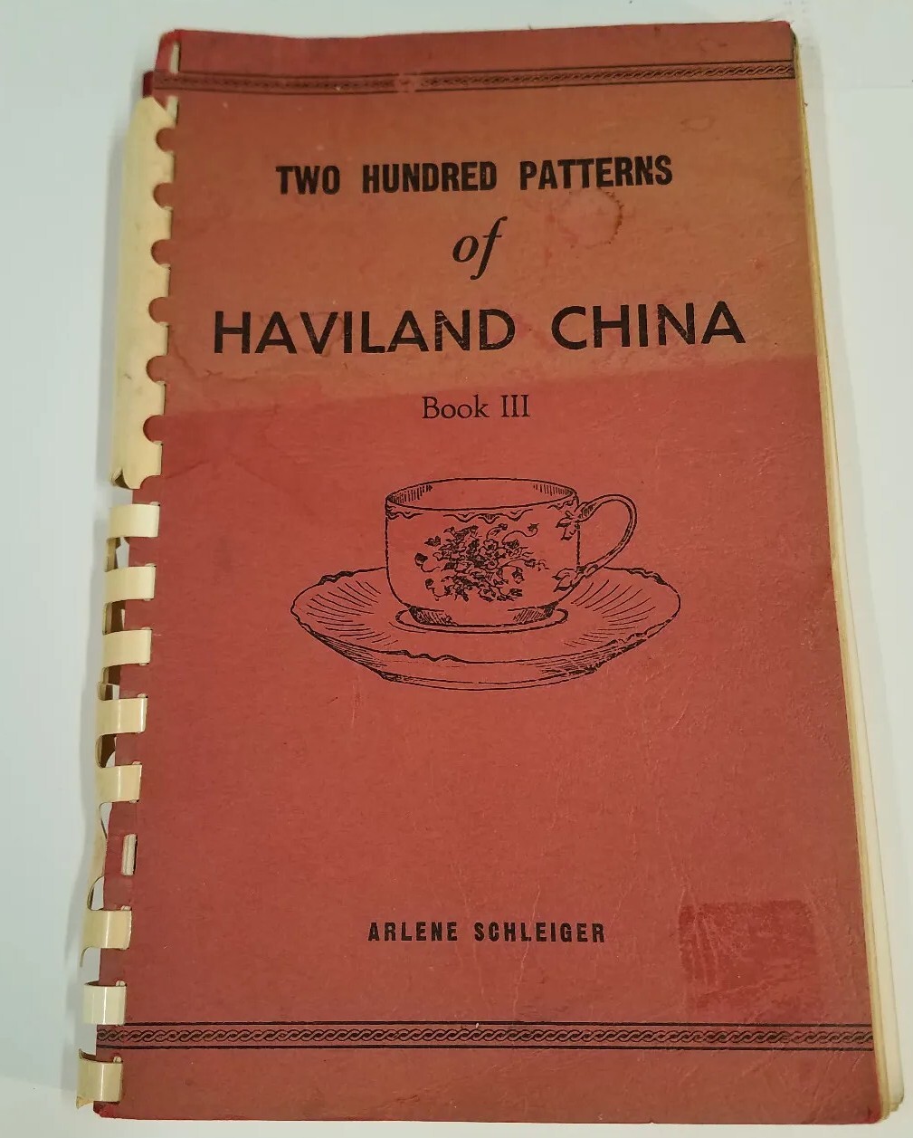 Two Hundred Patterns of Haviland China Book III Clean 1969 over 134 pages
