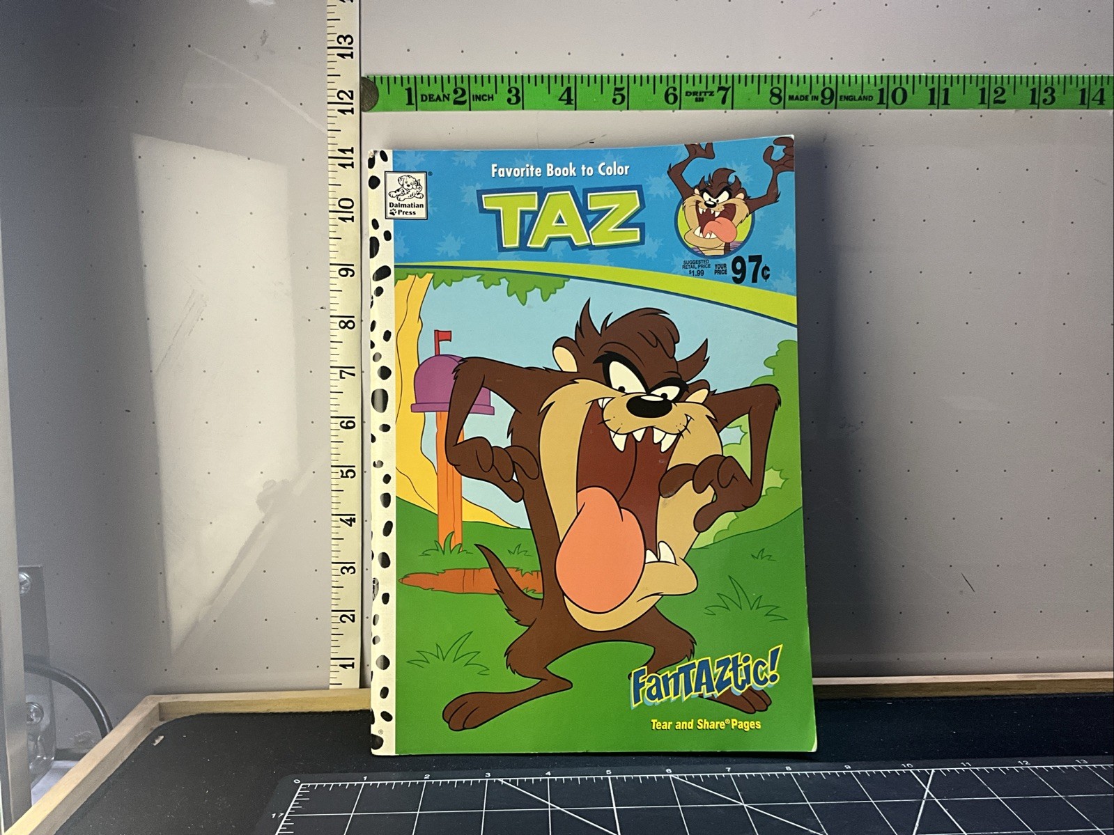 Favorite Book To Color Taz – Dalmatian Press 2004 Taz Fantaztic! 12530