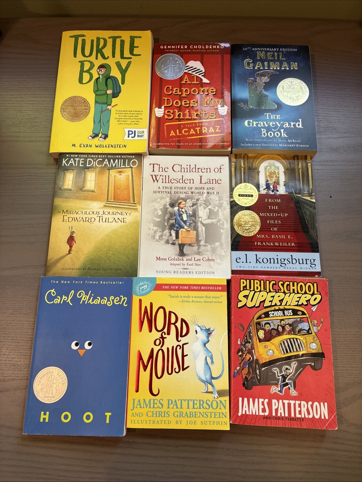 Middle Grade 9 Paperback Lot : Newbery Medal Winners Popular Classic Variety