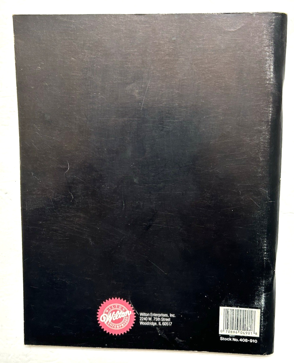 1991 Wilton YEARBOOK Patterns 62 Pages For Cake Decorating Free Shipping