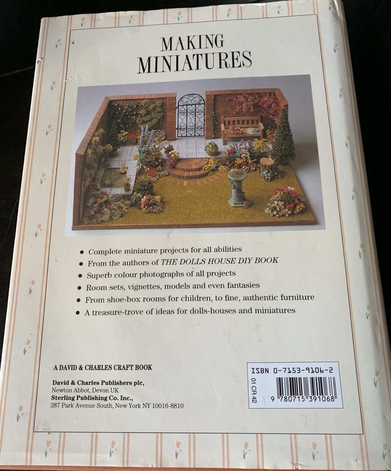 VTG 1990 Making Miniatures in 1/12 Scale – Hardcover – Venus &Martin Dodge Nice!