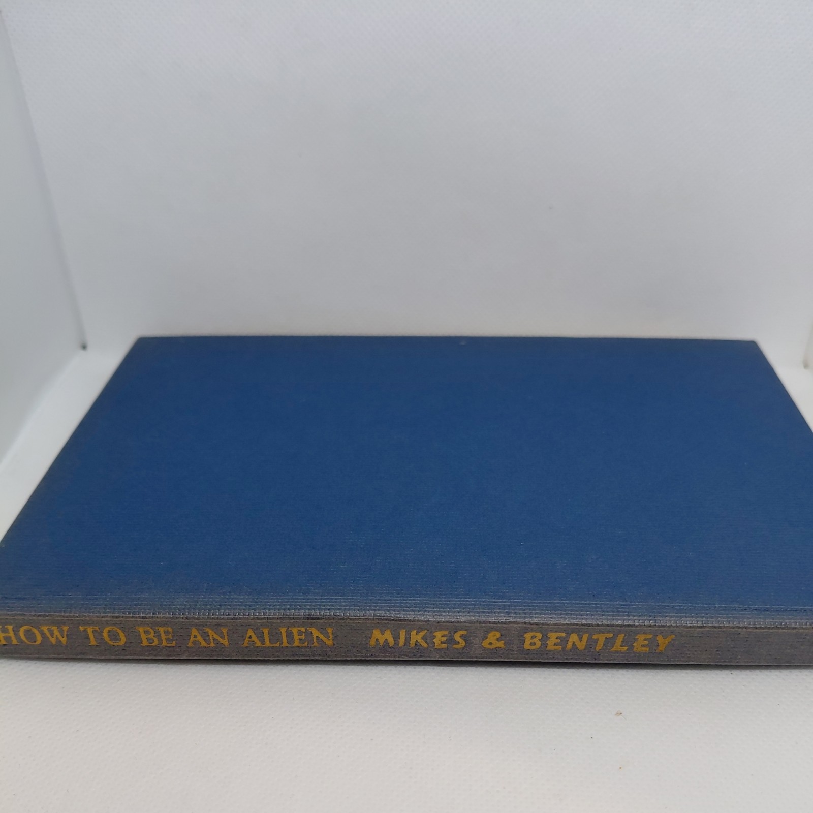 VINTAGE BRITISH 1952, How to be an Alien (In England) by George Mikes