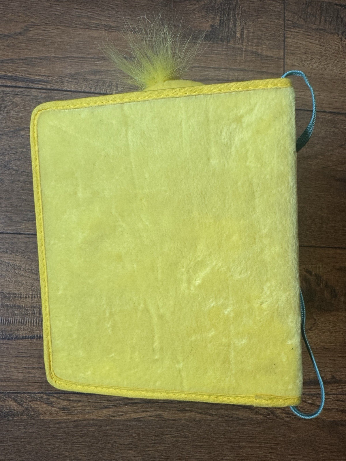 Vintage 1999 Baby Tweety HugMeBooks Good Night Plush Board Book Looney Tunes