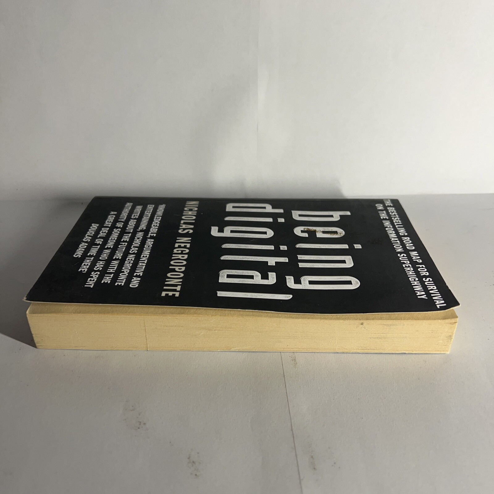 Being Digital By Nicholas Negroponte. 9780340645253