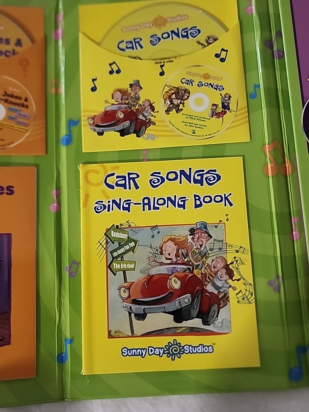 Sunny Day Studios Kid Songs Stories & Jokes 4 Books + 4 CD’s (T142)