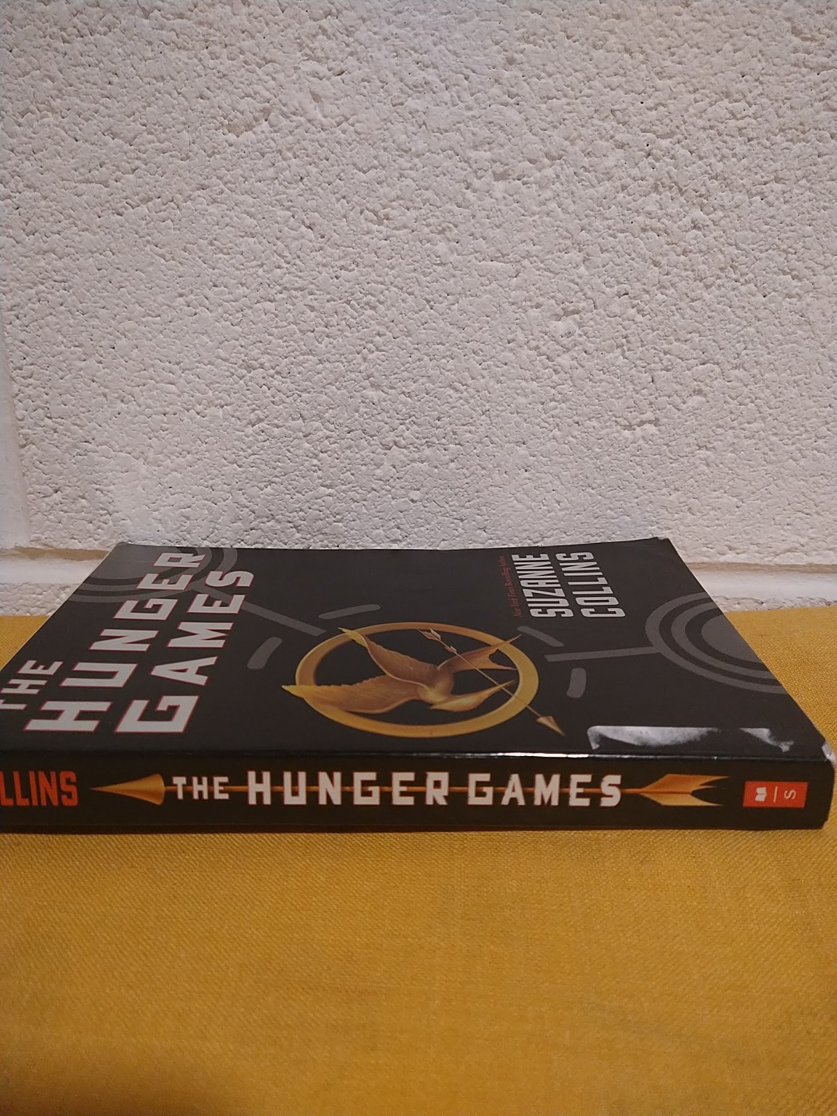 The Hunger Games (Book 1) – Paperback by Suzanne Collins -2008 1st edition