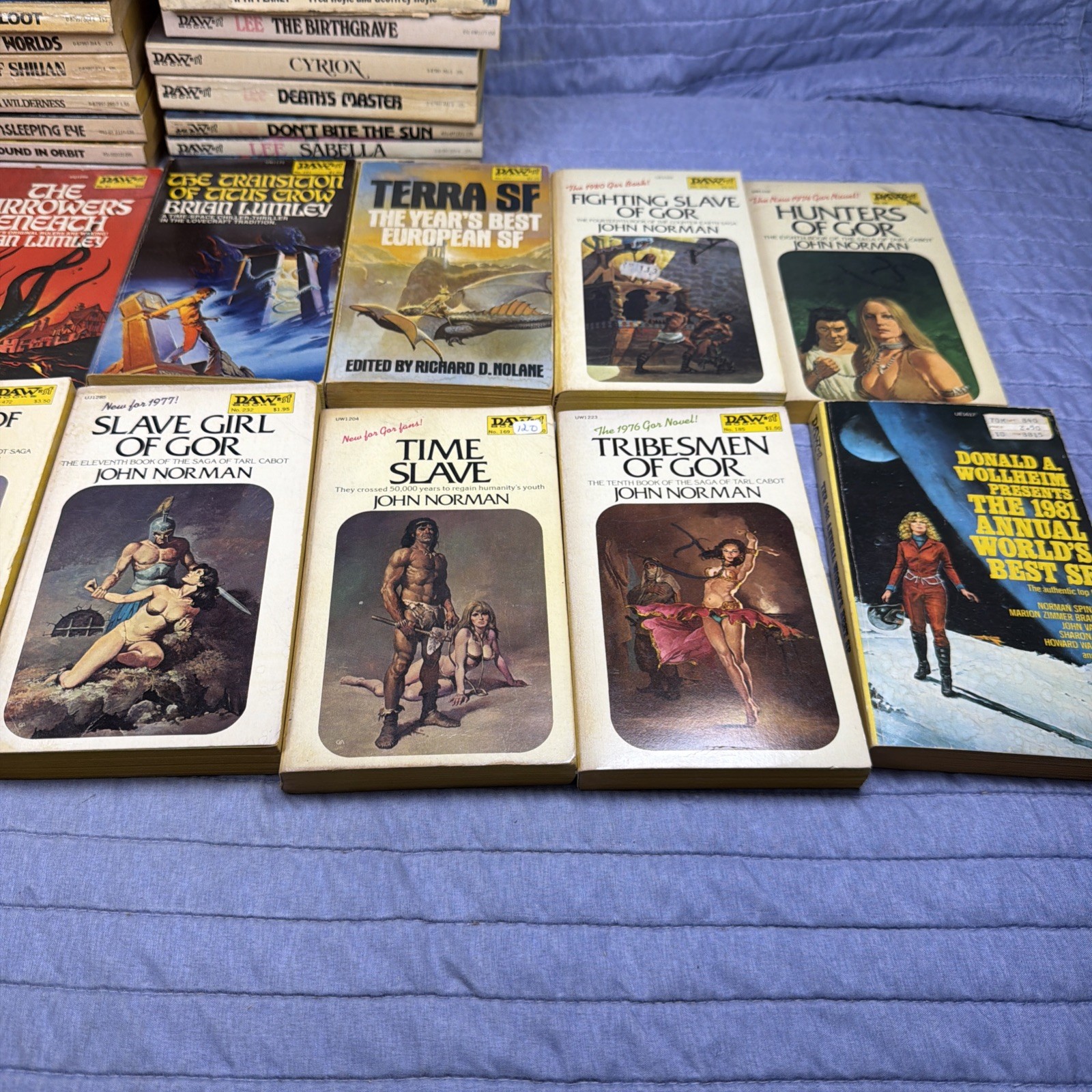 U Pick | Vintage DAW books Sf UK Science Fiction Fantasy Carter Lee Norman
