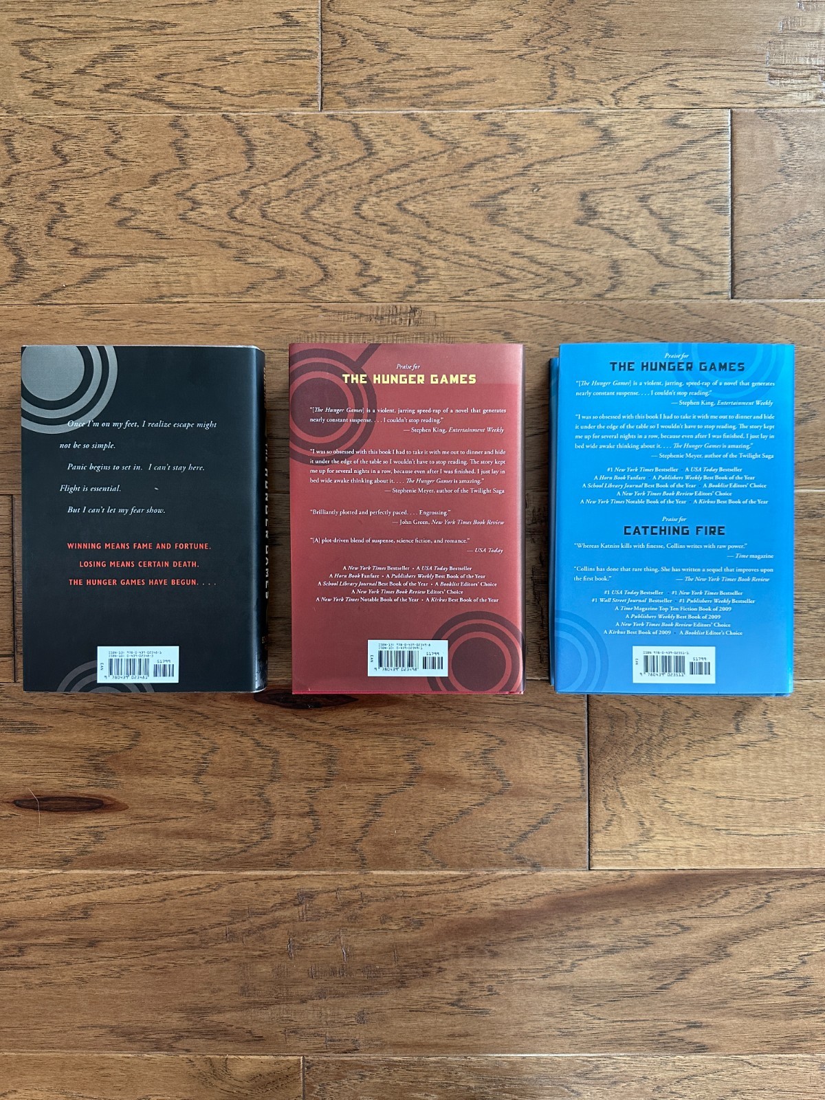 The Hunger Games Trilogy Set by Suzanne Collins Excellent Condition