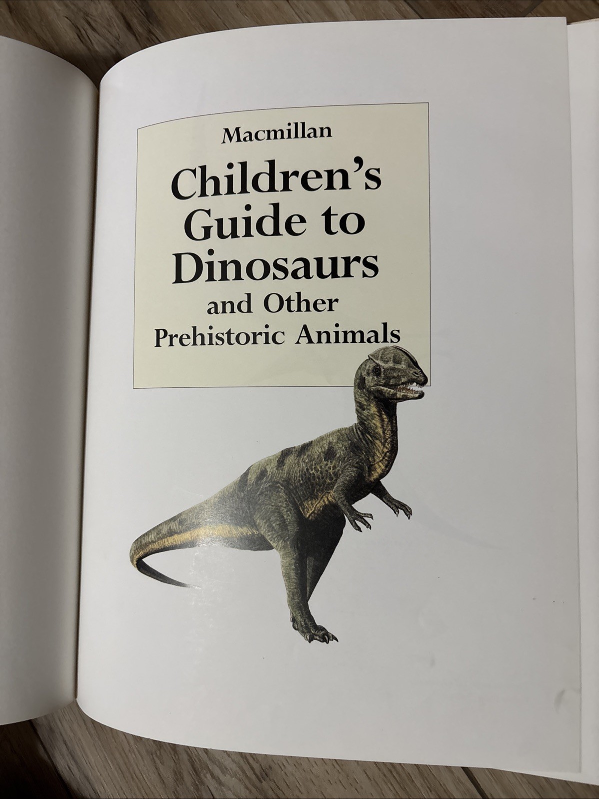 Macmillan Children’s Guide to Dinosaurs Phillip Whitfield Hardcover Book
