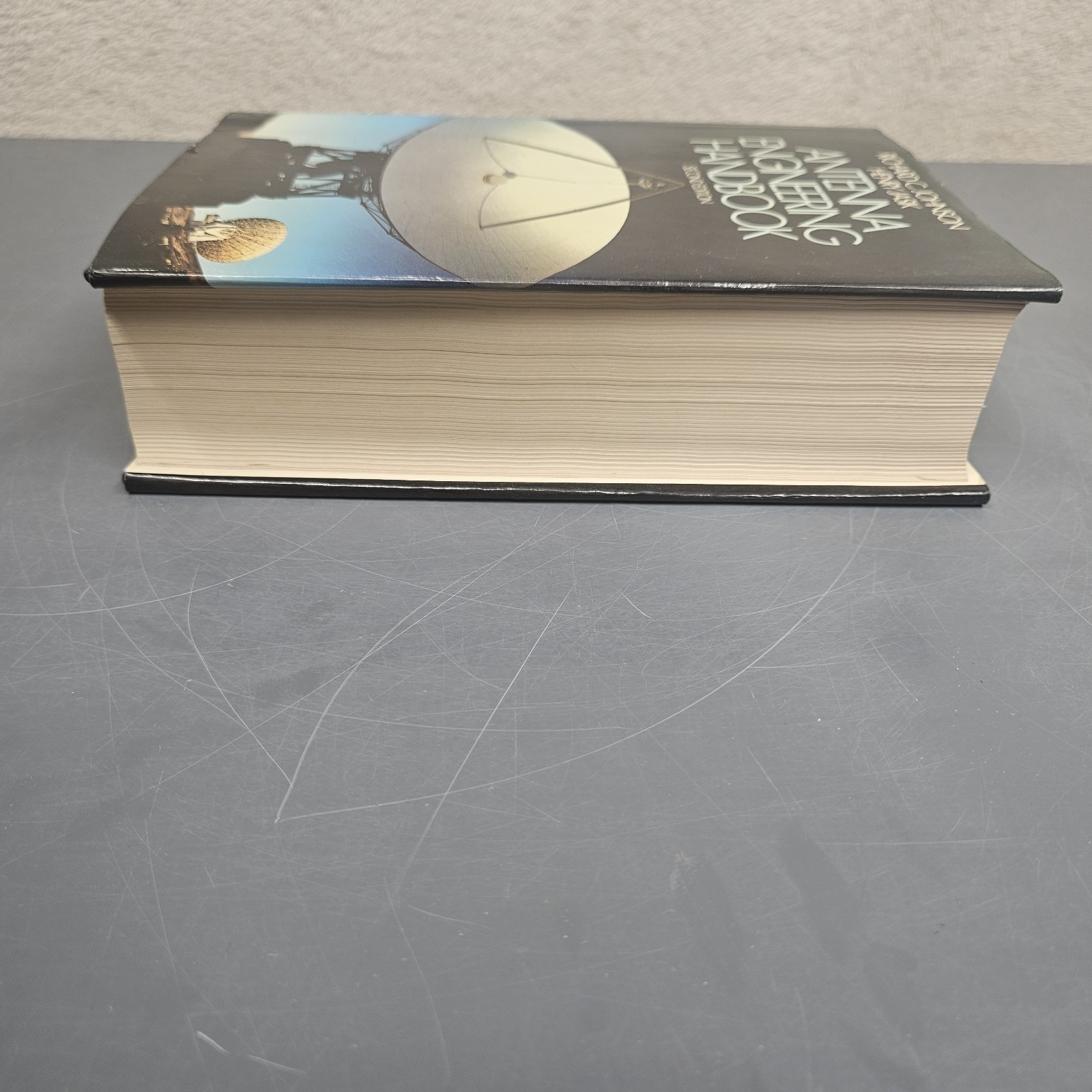 Vintage Antenna Engineering Handbook Second Edition 1984 Johnson Jasik HC DJ