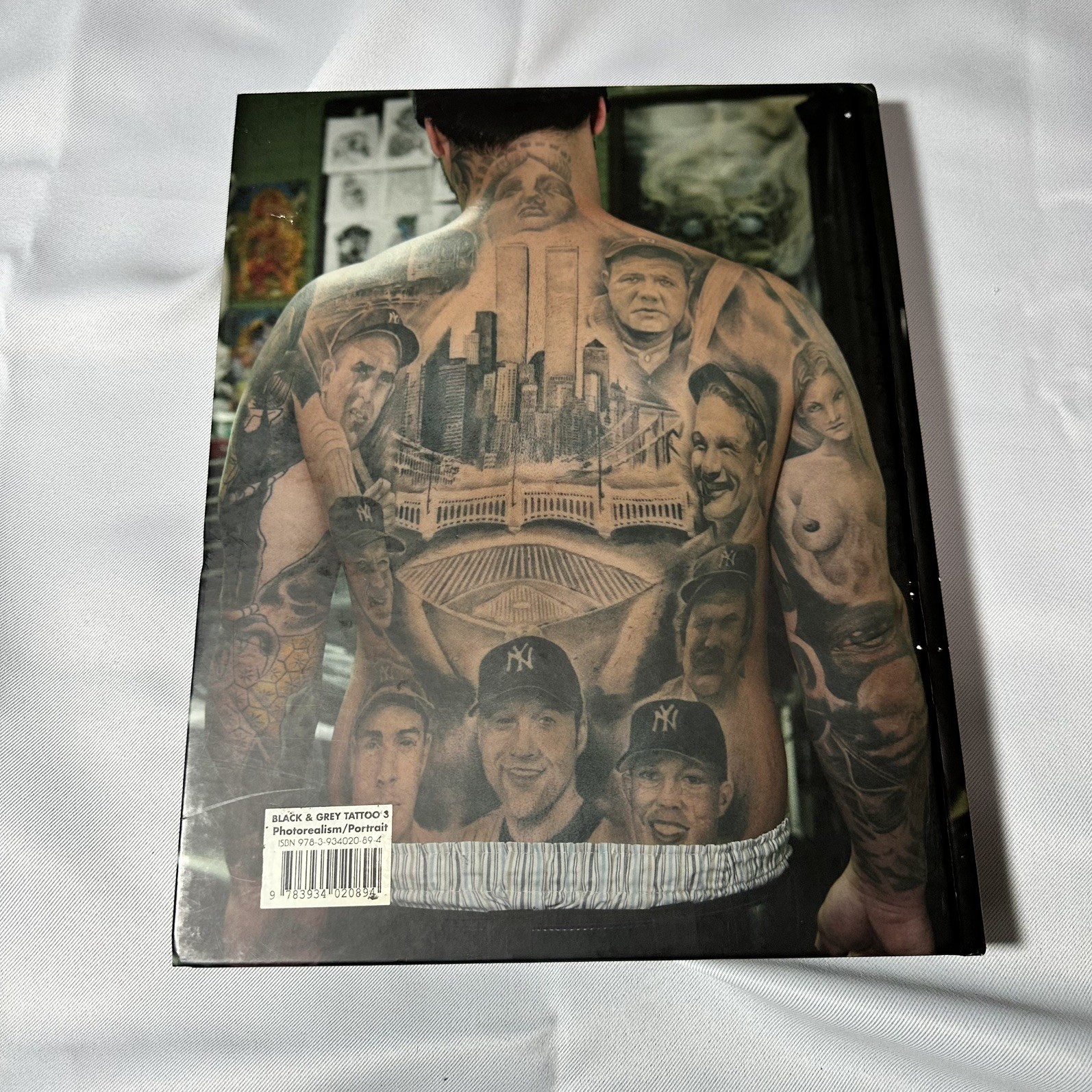 Black & Grey Tattoo Vol. 3: Photorealism