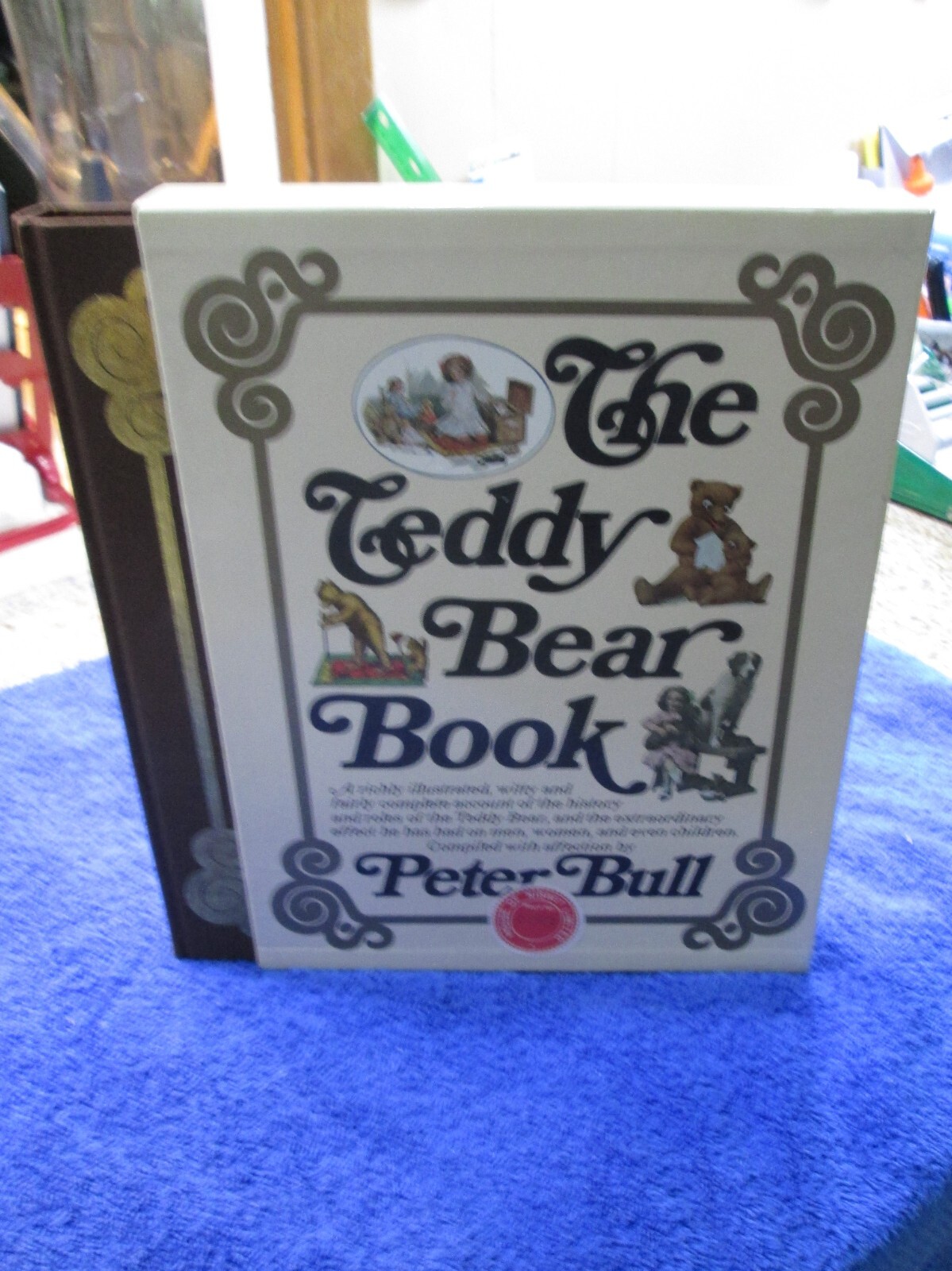 The Teddy Bear Book *FLAT-SIGNED* by Peter Bull and Numbered 1244 out of 10,000