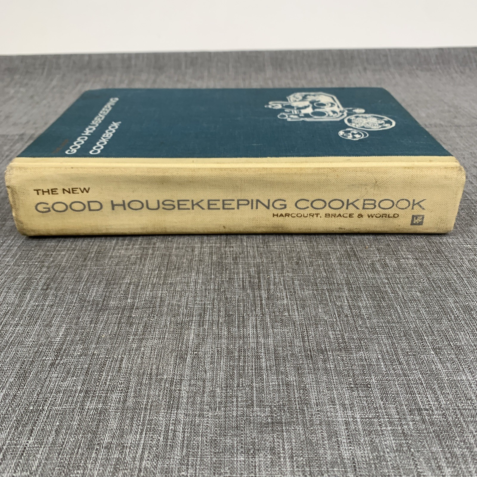 1963 The Good Housekeeping Hardcover Cookbook by Dorothy Marsh HC Vintage
