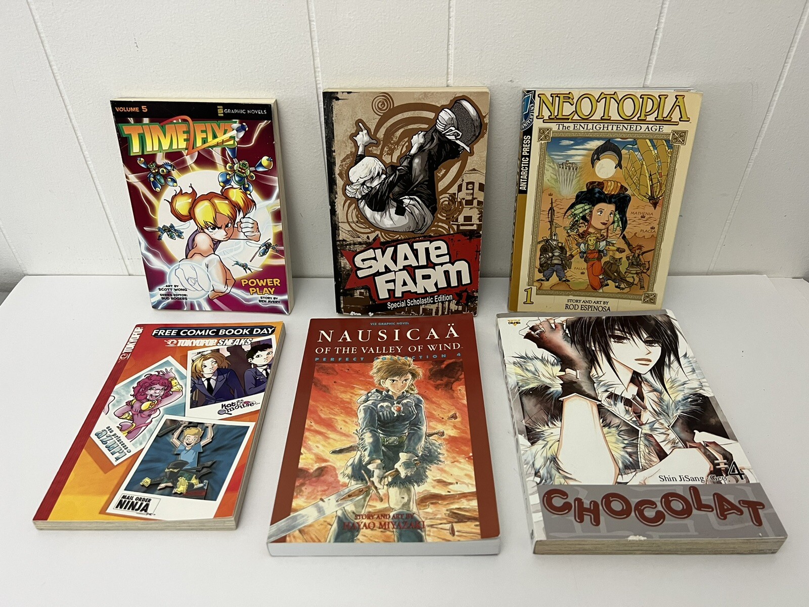 MANGA Lot of 6 Comics YA Books Graphic Novels Chocolat, Neotopia, Skate Farm
