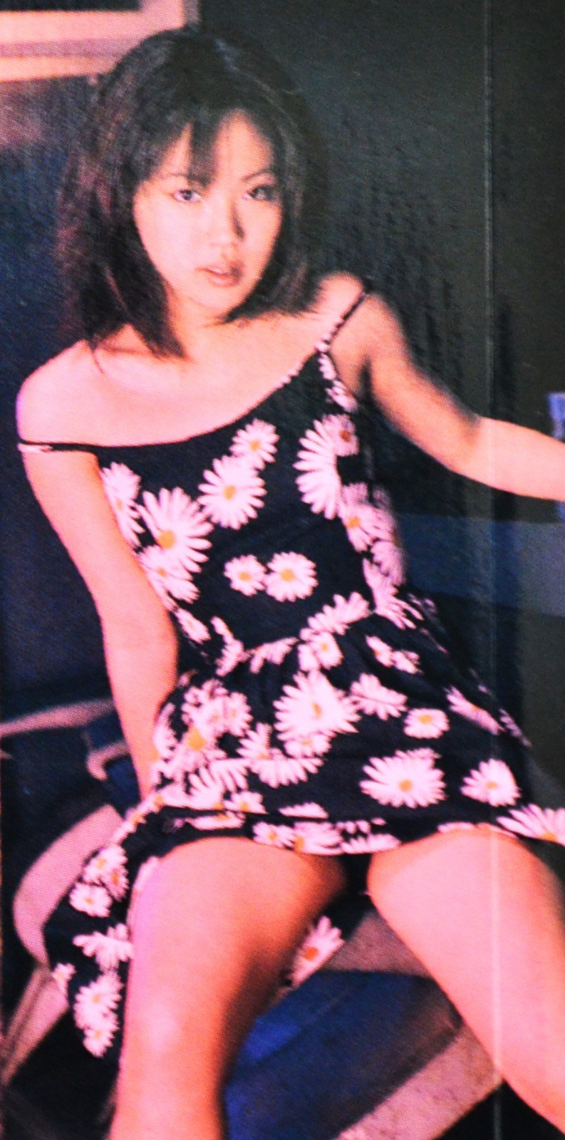Nobuyoshi Araki photo book nude photographs 17 Idols 14.8×10.4cm 148P 1ED Obi