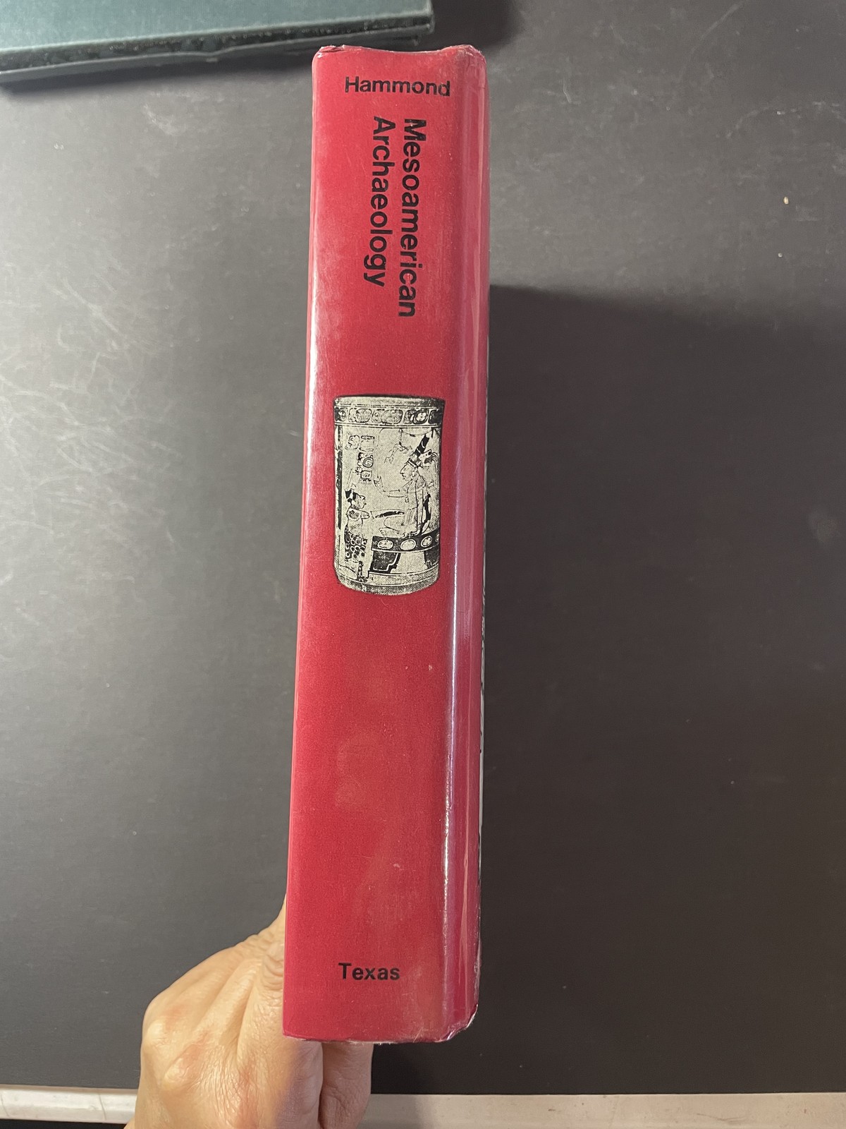 Mesoamerican Archaeology New Approaches Edited by Norman Hammond Hardcover 1974