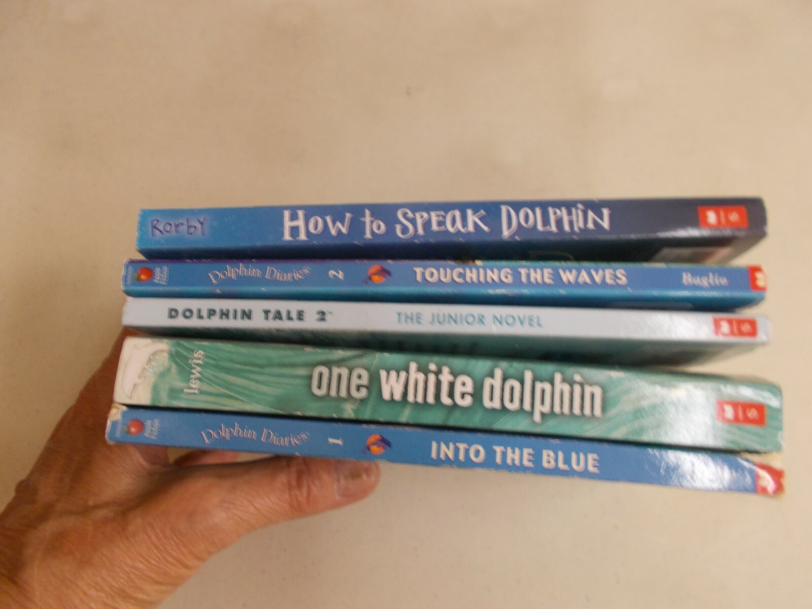 5 DOLPHIN DIARIES PLUS HOW TO SPEAK ONE WHITE TALE 2 TOUCHING WAVES INTO BLUE