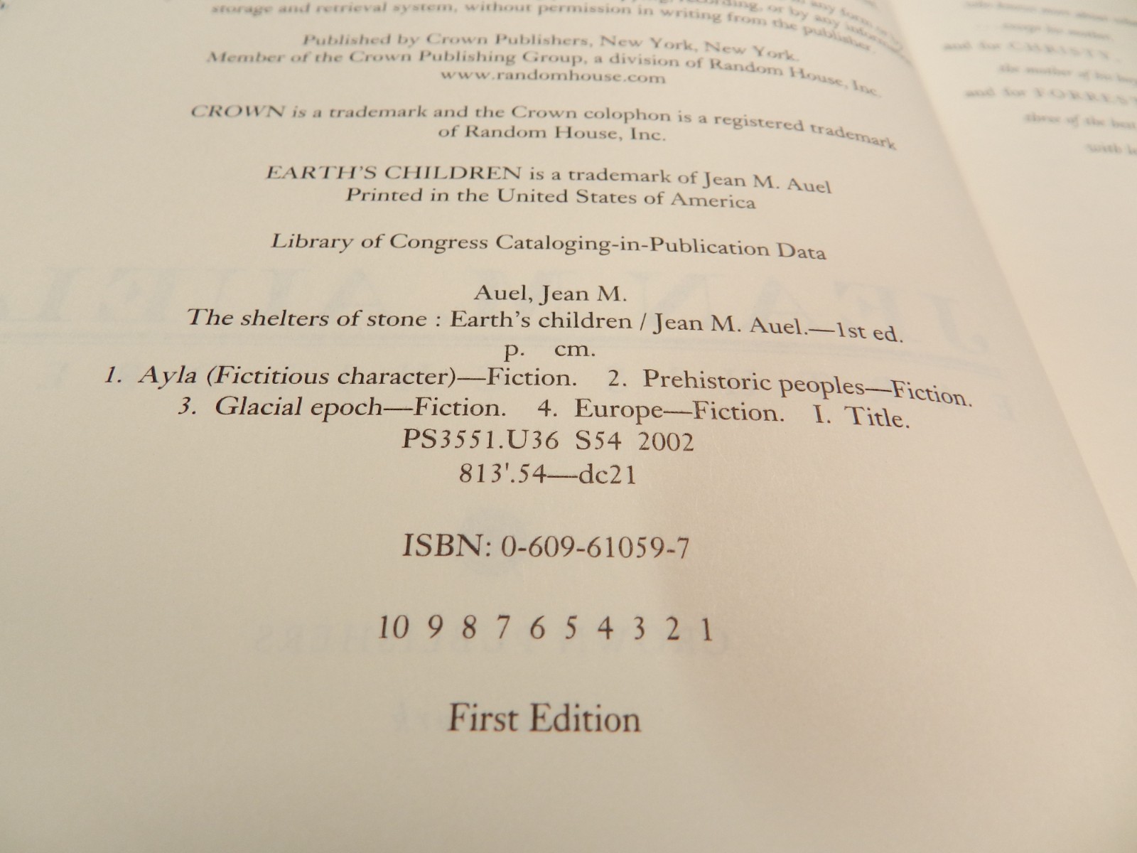 Jean M. Auel CLAN OF THE CAVE BEAR, PLAINS OF PASSAGE & SHELTERS OF STONE EUC