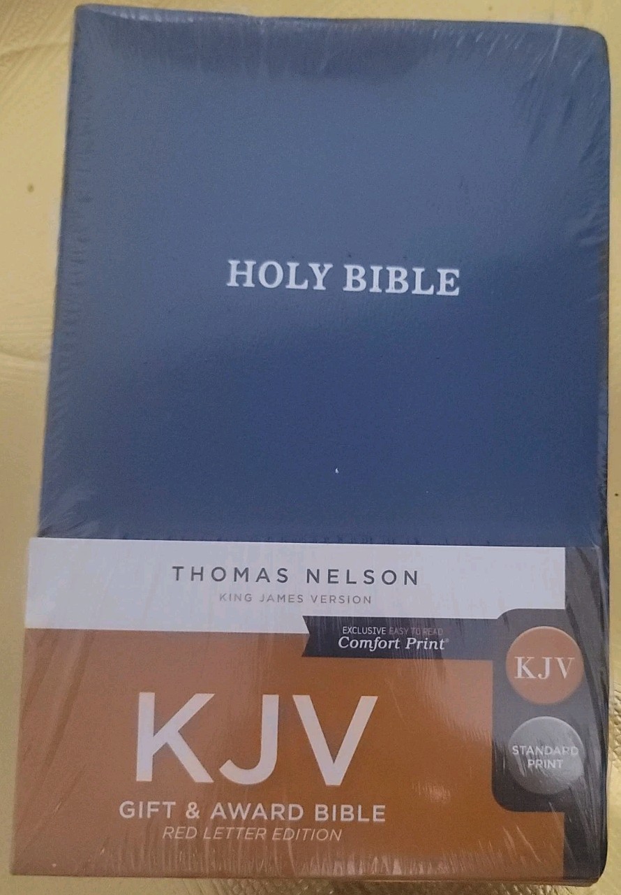 KJV Holy Bible: Gift and Award, Black Leather Flex Red Letter, Comfort Print New