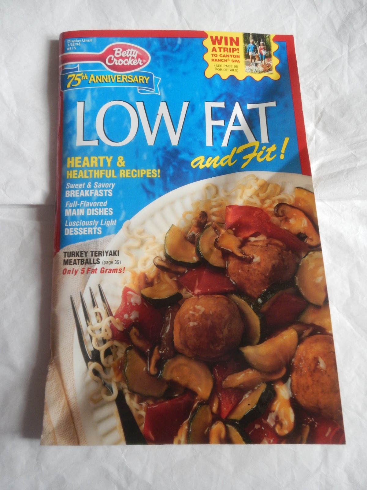 BETTY CROCKER 75th Anniversary LOW FAT Recipe Booklet -1996 90 Pages