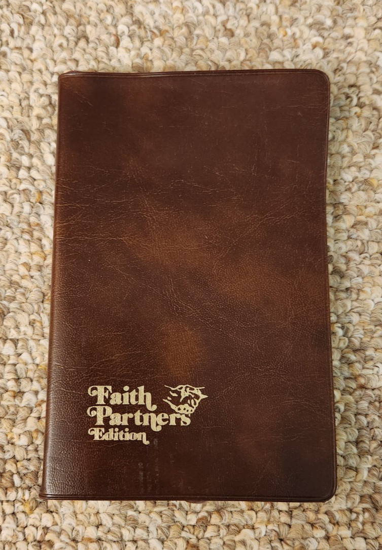 Giant Print OLD TIME GOSPEL HOUR KJV Holy Bible Faith Partners Edition 1976 Set
