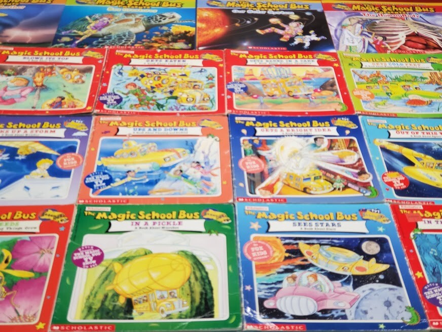 Lot 10 Random Magic School Bus Books Joanna Cole Ms. Frizzle Science Homeschool