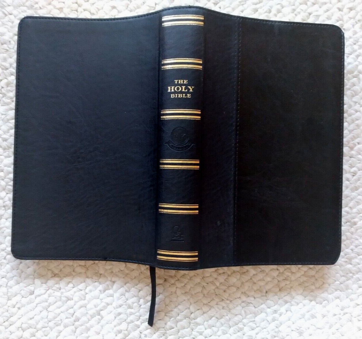2017 Holy Bible KJV Giant Print Gold Edge RED LETTER Bible by Christian Art Gift
