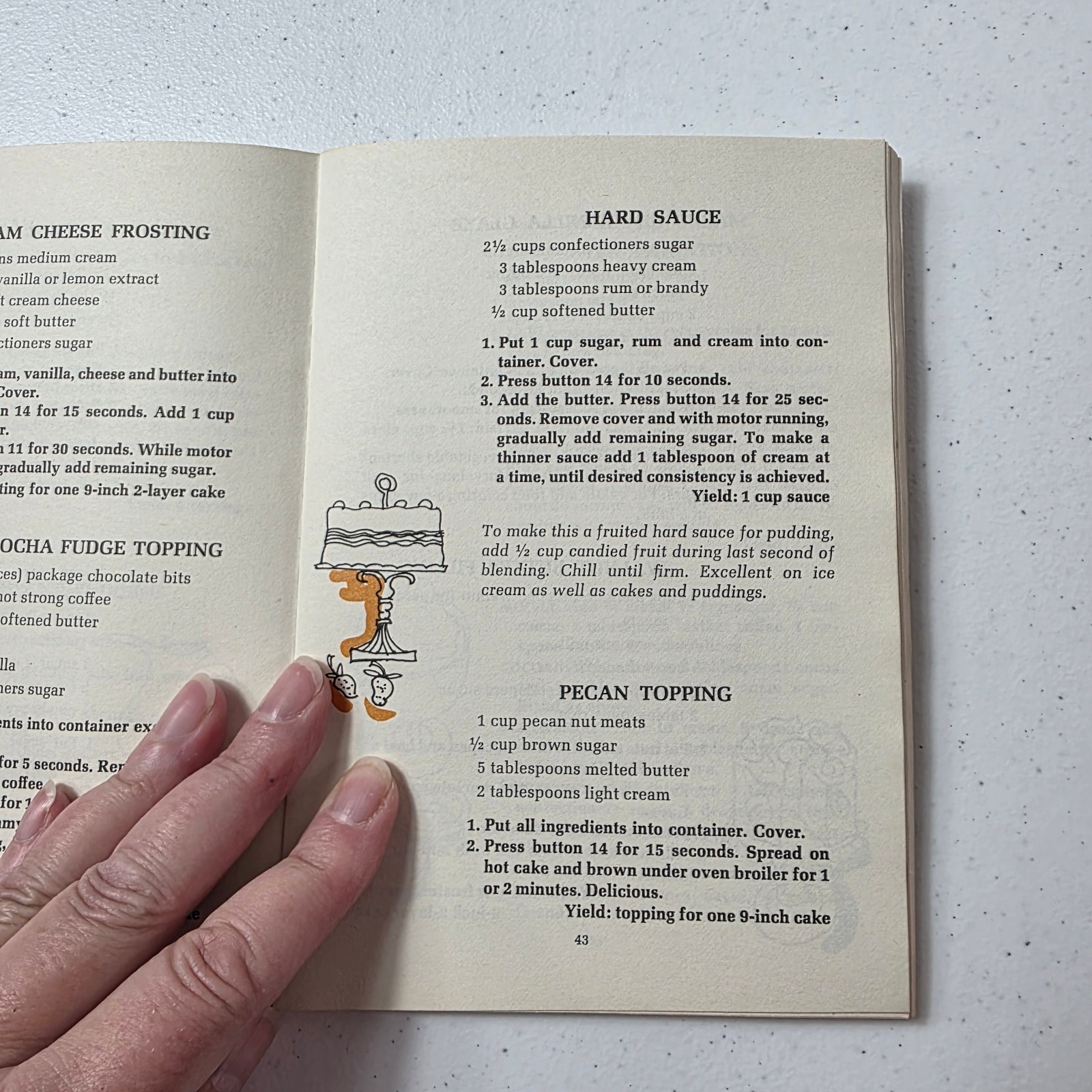 1969 Waring 14 Speed Blender Recipe Book “The Pleasure of Blending” 92 Pages