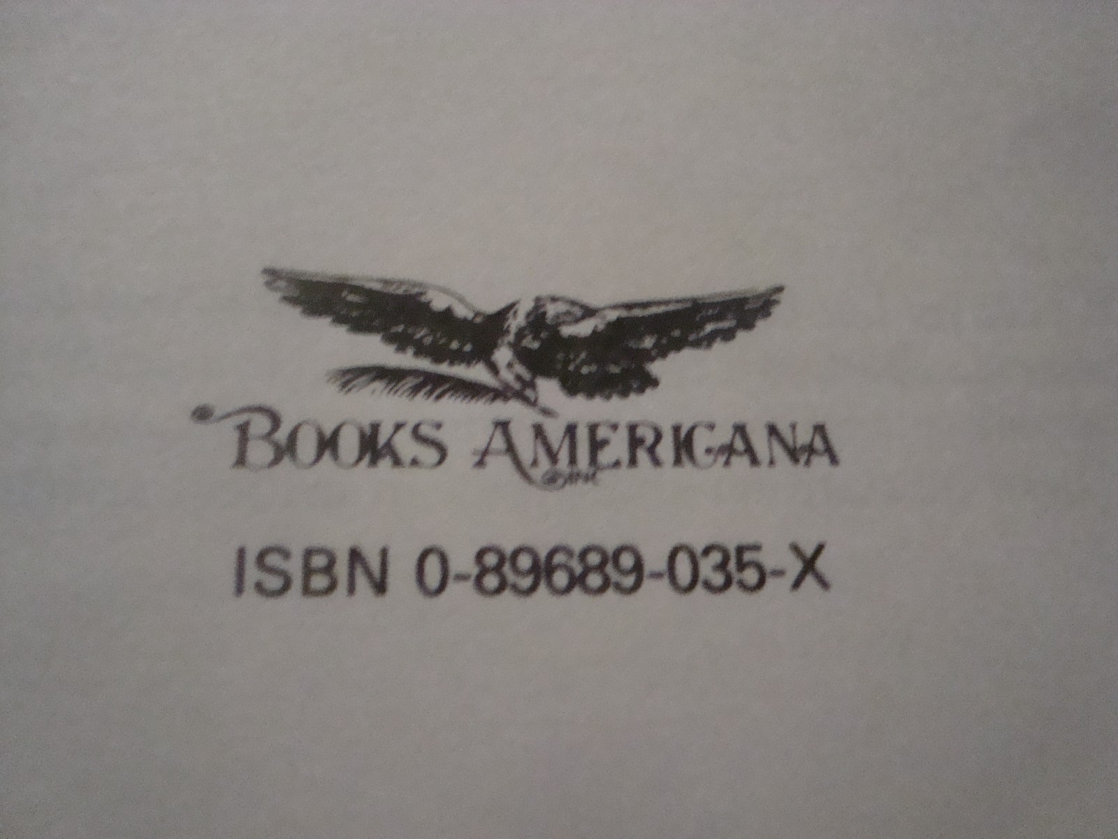 1982 Books Americana- Collecting Farm Antiques by Lar Hothem 280 pages Paperback