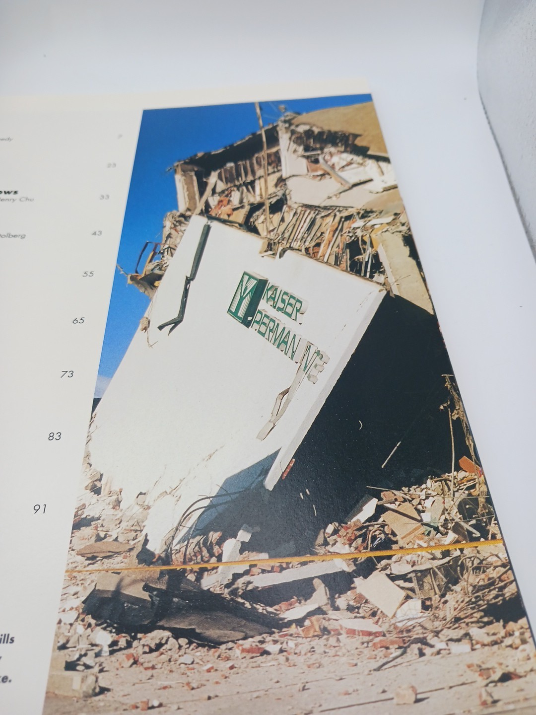 Vintage Images Of The 1994 Los Angeles Earthquake LA Times Photo Book 1st Ed PB