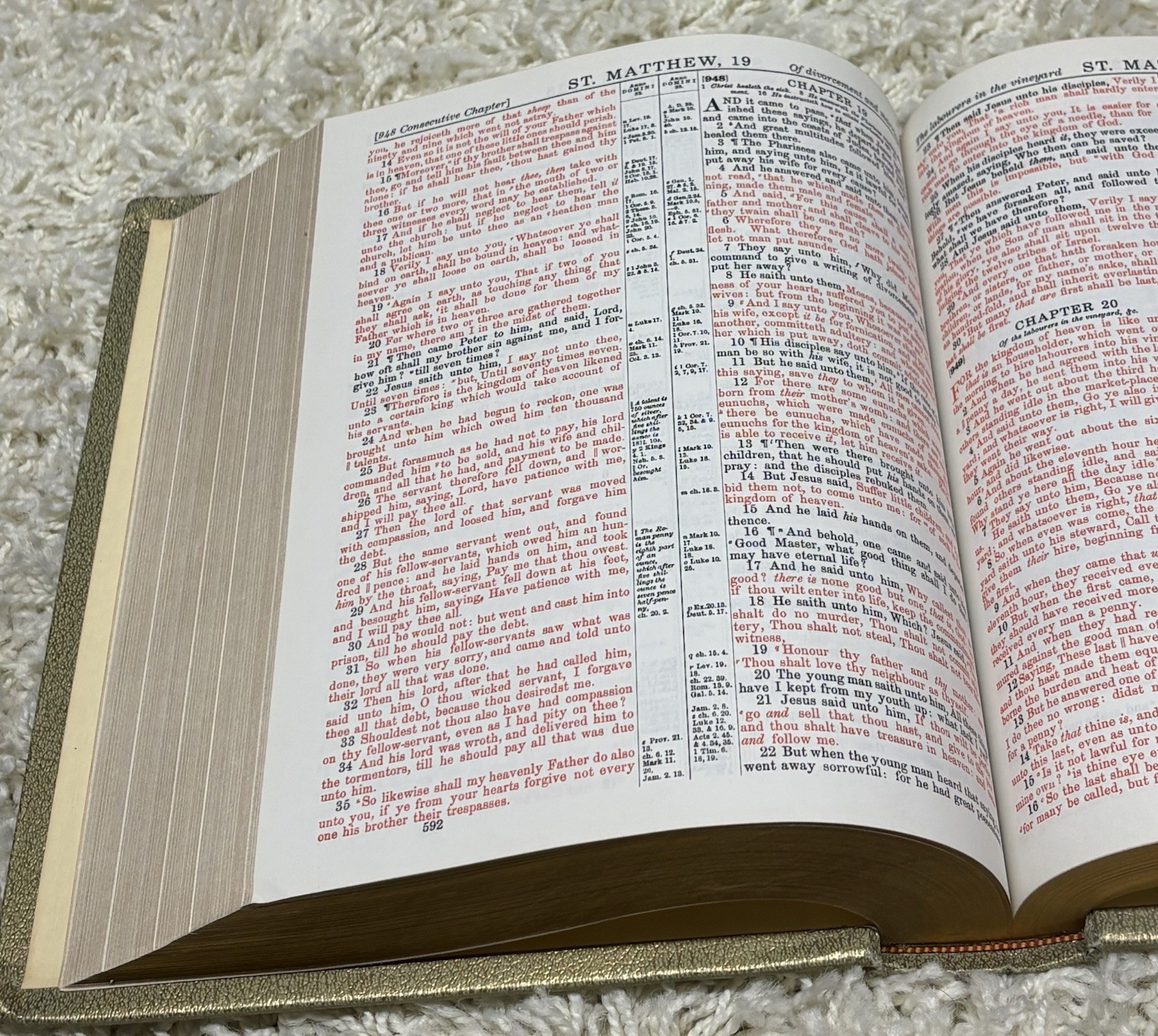 1964 XL Family Vintage Holy Bible 20th Century Gold Color Red Letter KJV