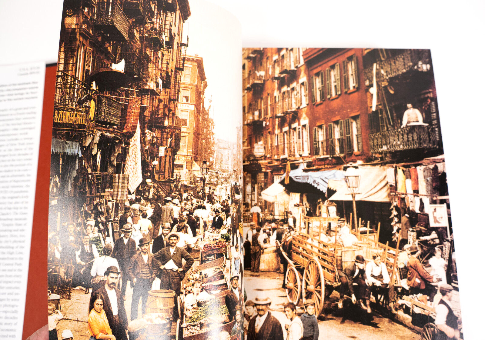 New York: An Illustrated History by Ric Burns – Hardcover Book