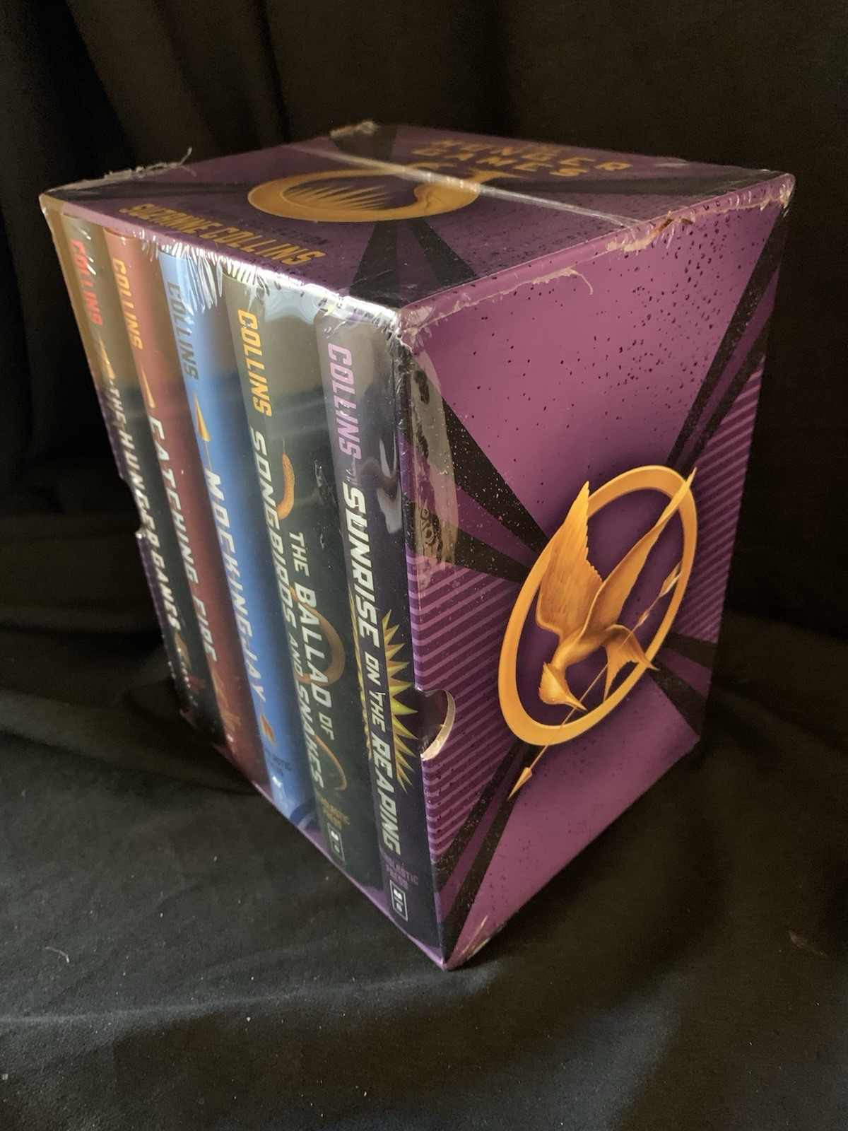 NEW CLEAN! Hunger Games 5-Book Hardcover Box Set Suzanne Collins FRESH! SEALED!
