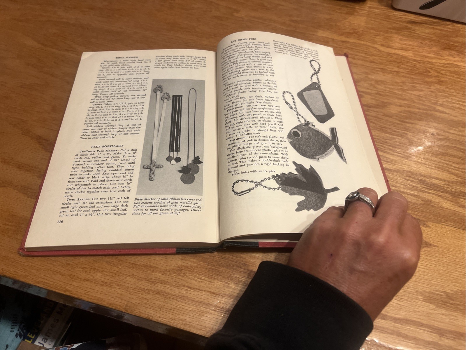McCall’s Complete Book of Bazaars by Hawes, Edelman 1955 HC