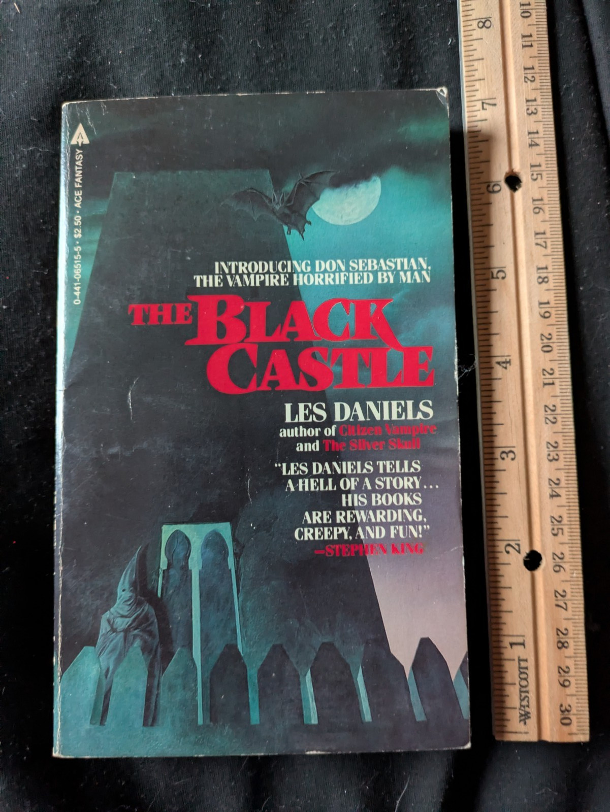 The Black Castle by Les Daniels (PB 1983) 0441065155 vampires
