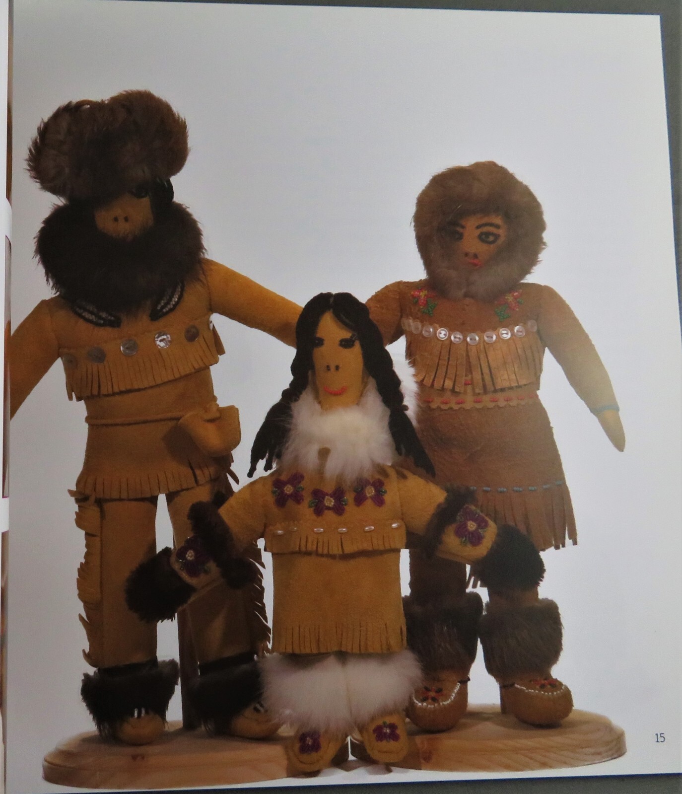 Sewing Our Traditions DOLLS OF CANADA’S NORTH (2010) now RARE (FINE)